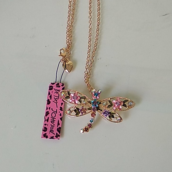 Betsey Johnson crystal butterfly pendent/Necklace - Picture 3 of 5